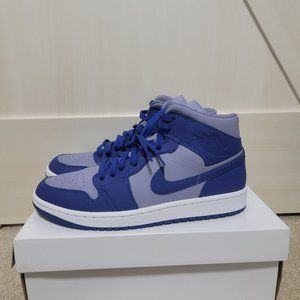 Air Jordan 1 Mid SE womens US 10.5